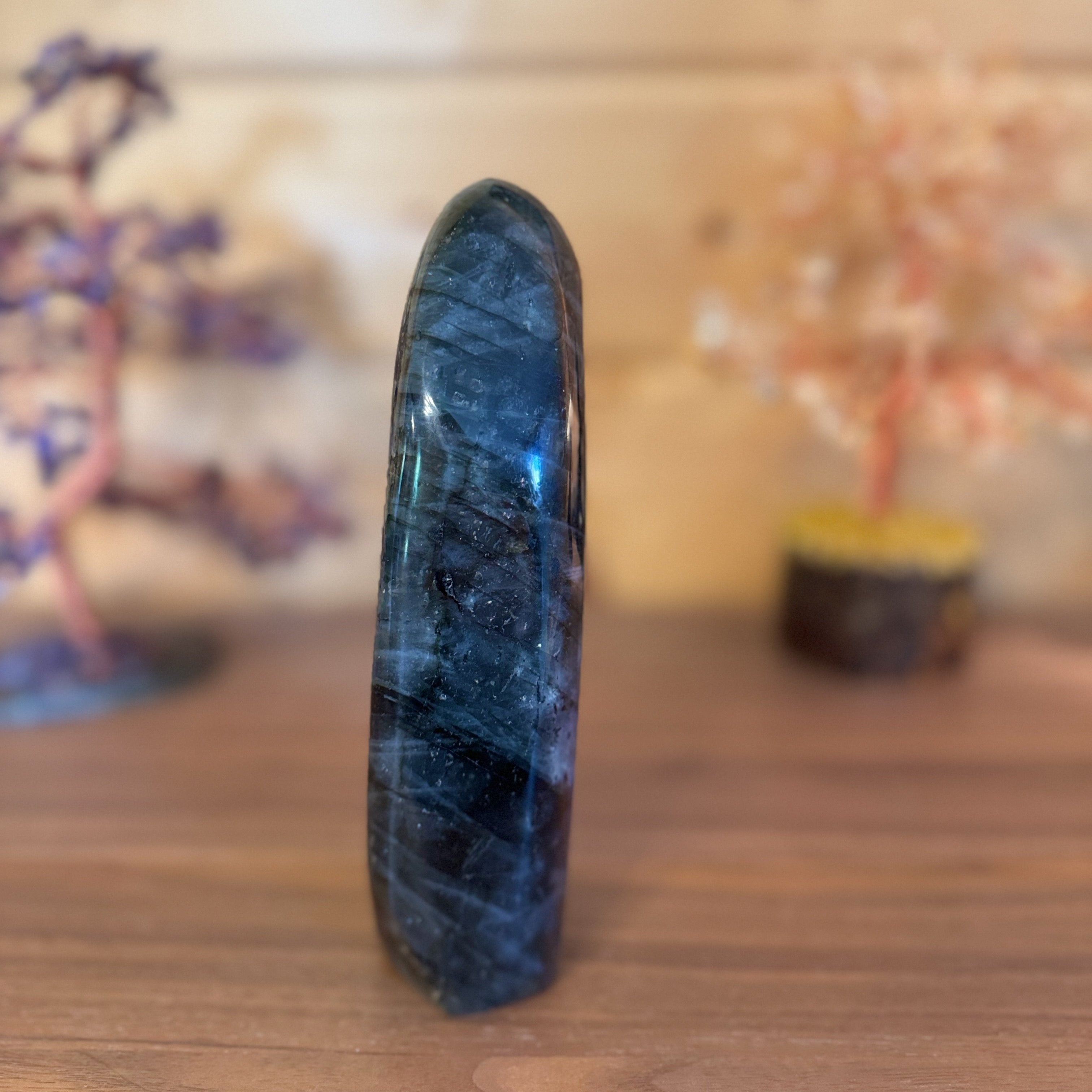 Labradorite bleue complètement polie n°7