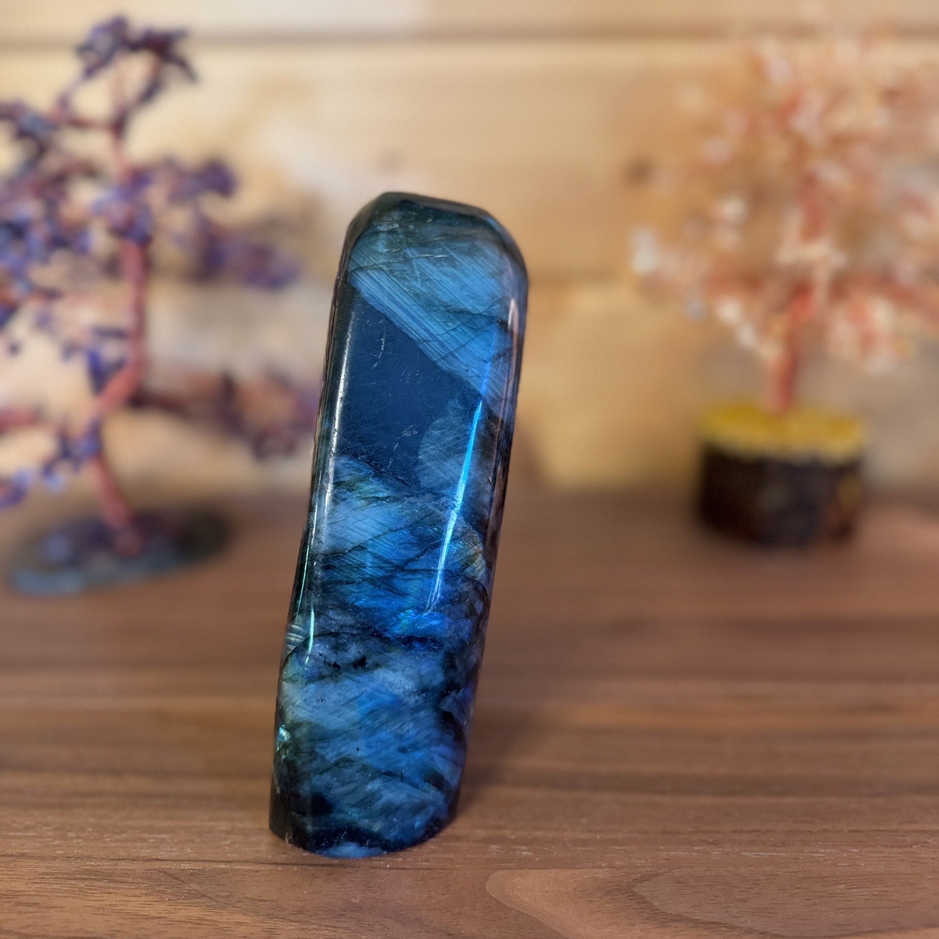 Labradorite bleue complètement polie n°9