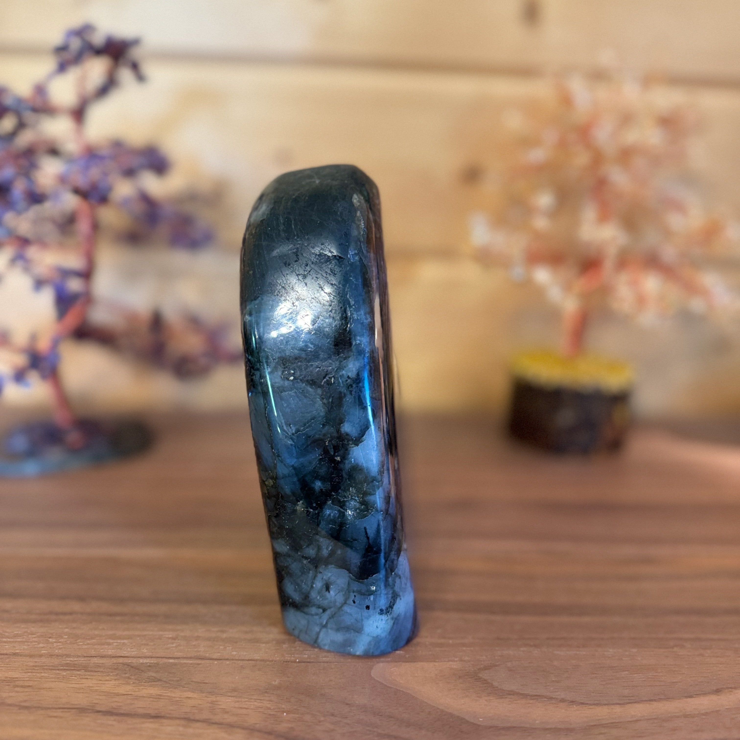 Labradorite bleue complètement polie n°9