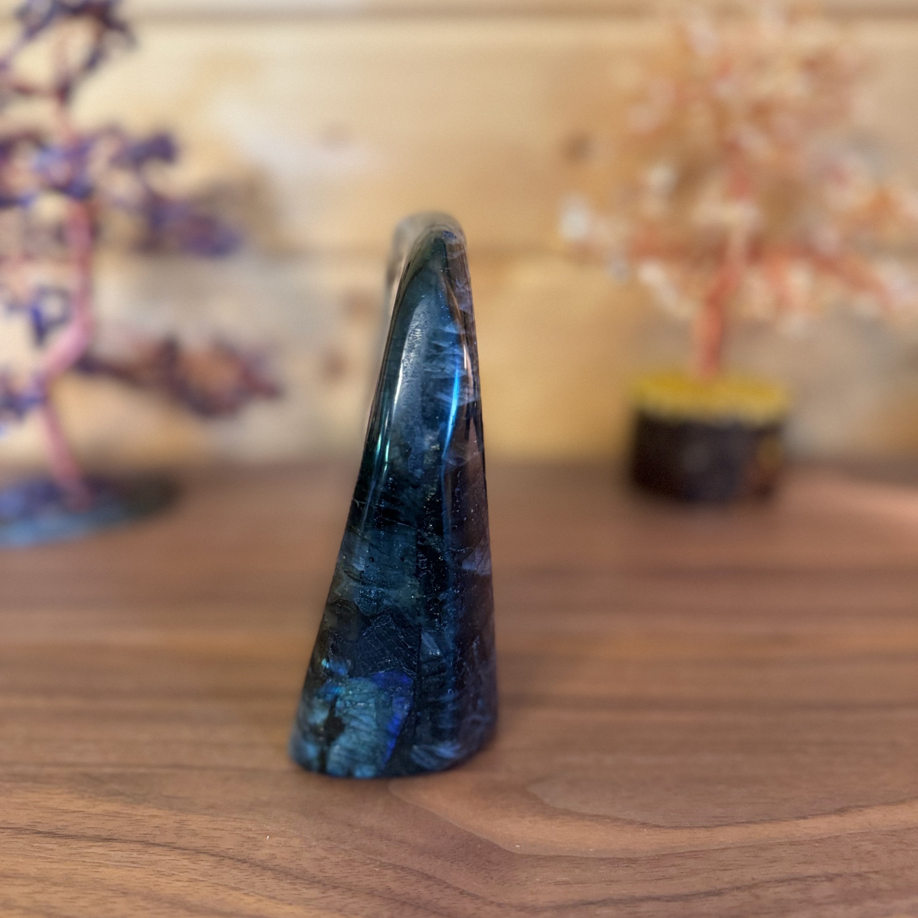 Labradorite bleue complètement polie n°10