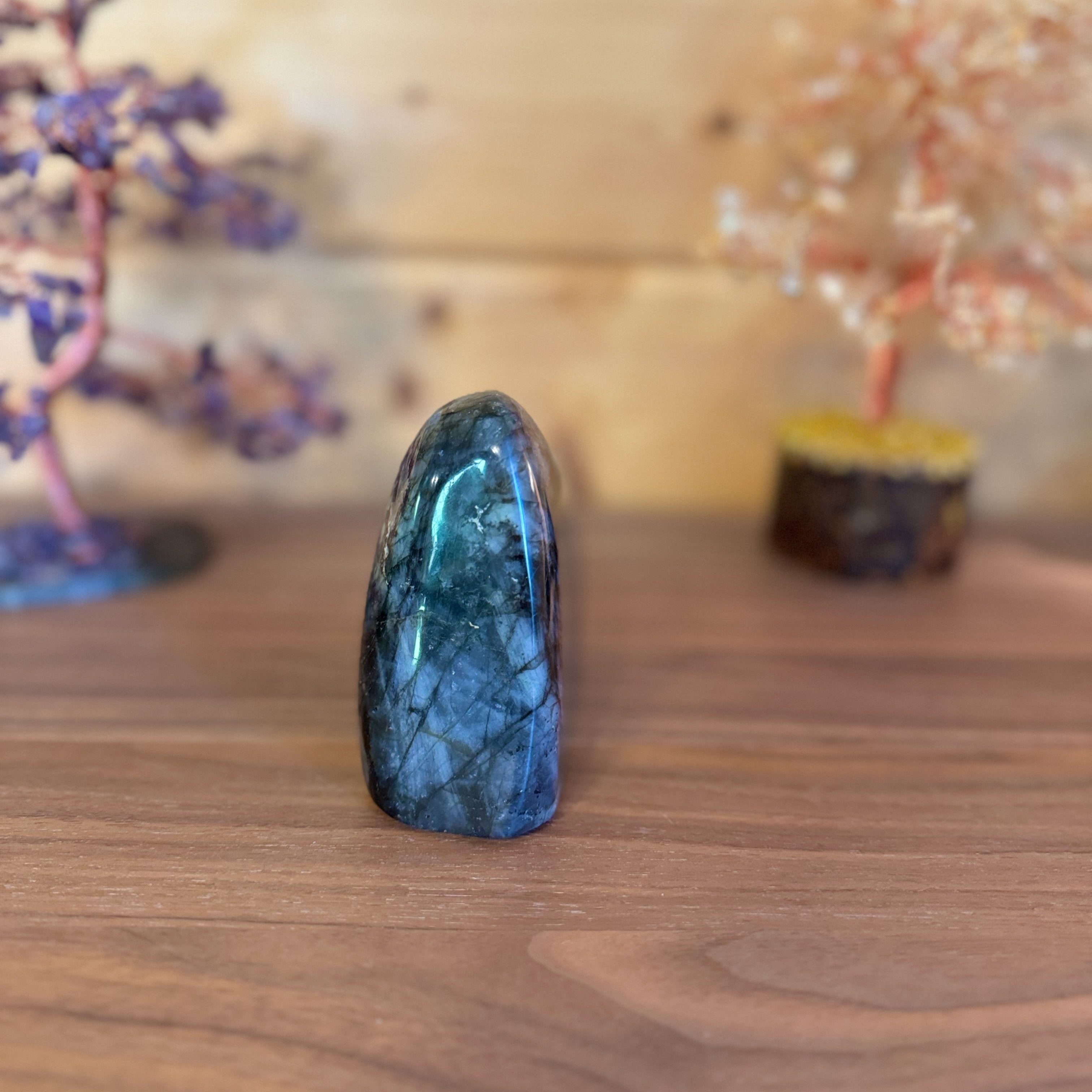 Labradorite bleue complètement polie n°11