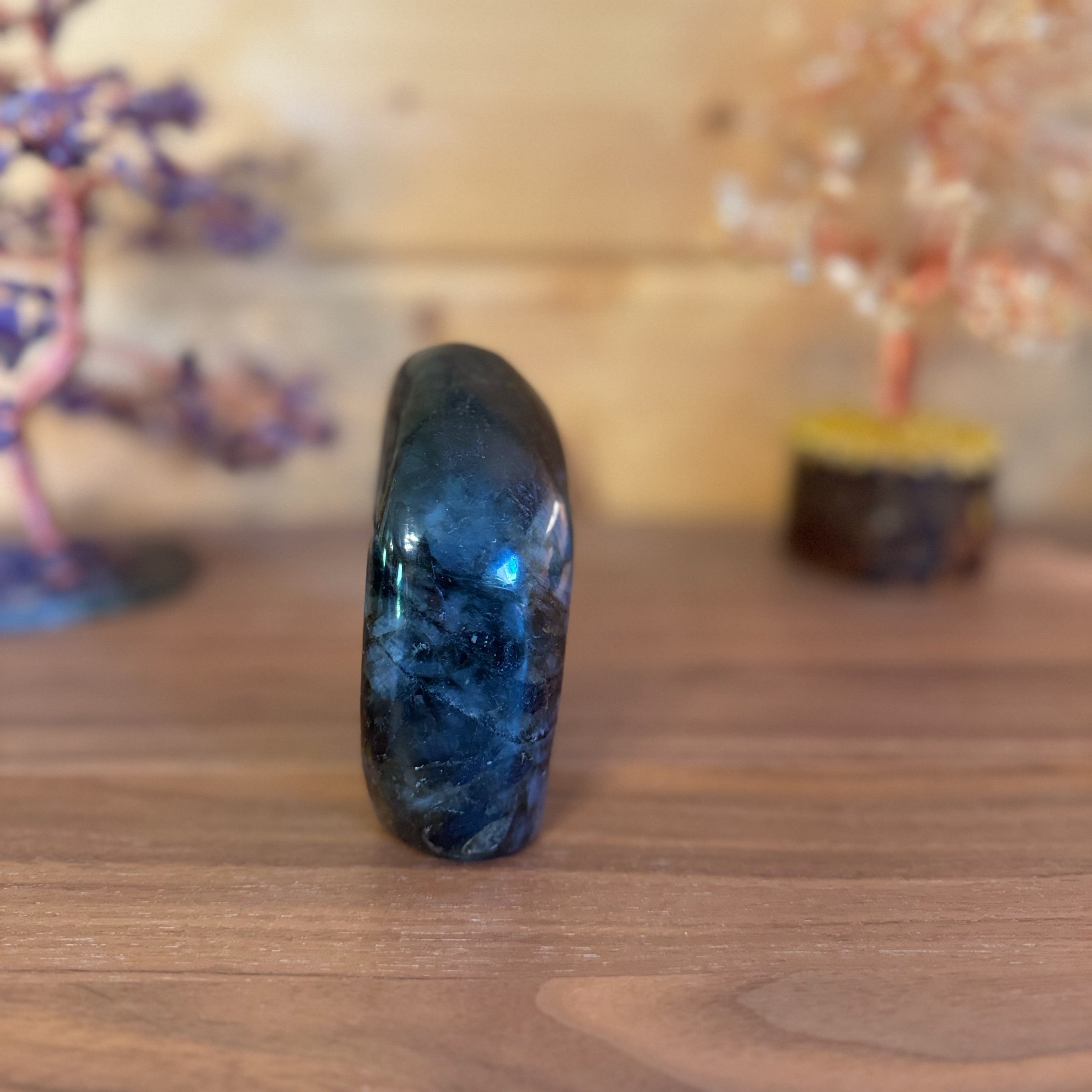 Labradorite bleue complètement polie n°12